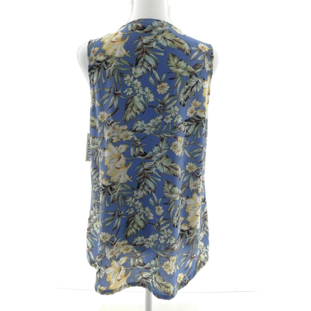 Cure Blue Floral V Neck Sleeveless Top - Women's Size Medium - Classy Stylish - Picture 3 of 3